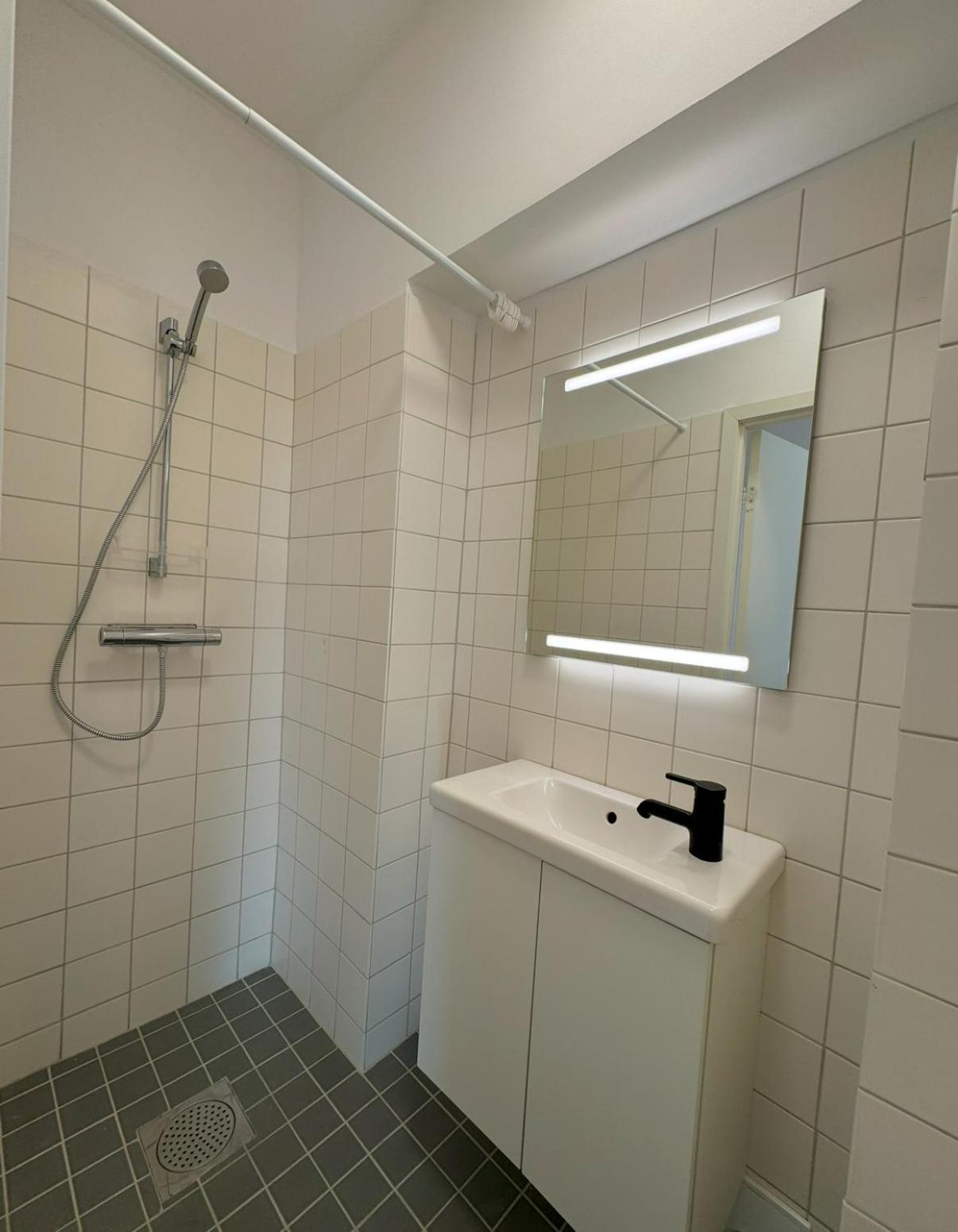 Oerebro City Hostel Екстериор снимка